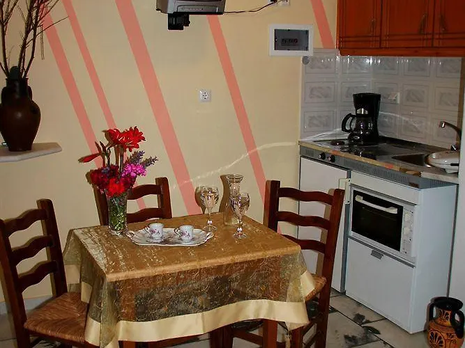 Dimitra Aparthotel 3*